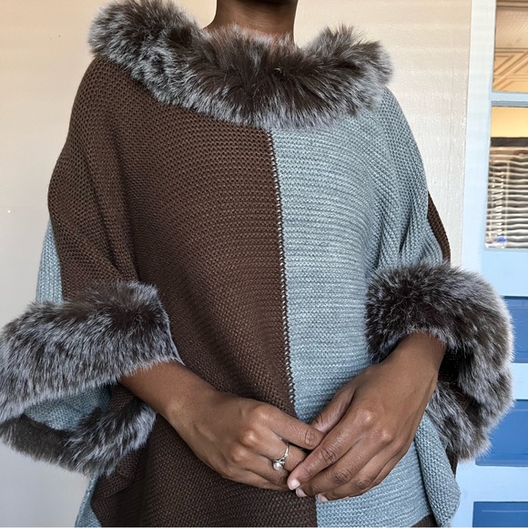Y2k brown faux fur lined knit poncho sweater - Picture 1 of 5